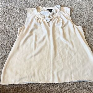 Simply Vera Vera Wang Ivory Sleeveless Top